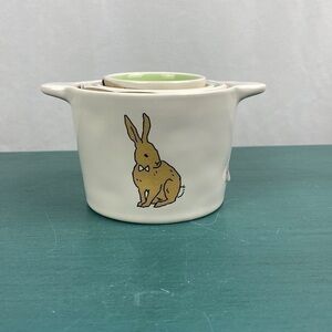 NWT Rae dunn easter bunny measuring cups